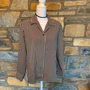 Black and brown strip blouse Large hidden buttons